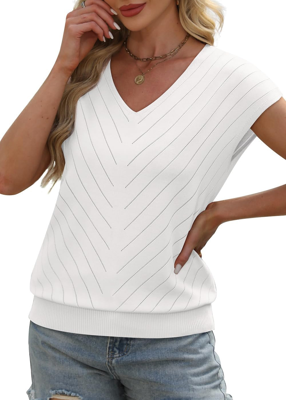 Short Sleeve Sweater for Women V Neck Trendy Summer Tops 2025 Beach Vacation Clothes Travel Business Casual Outfits