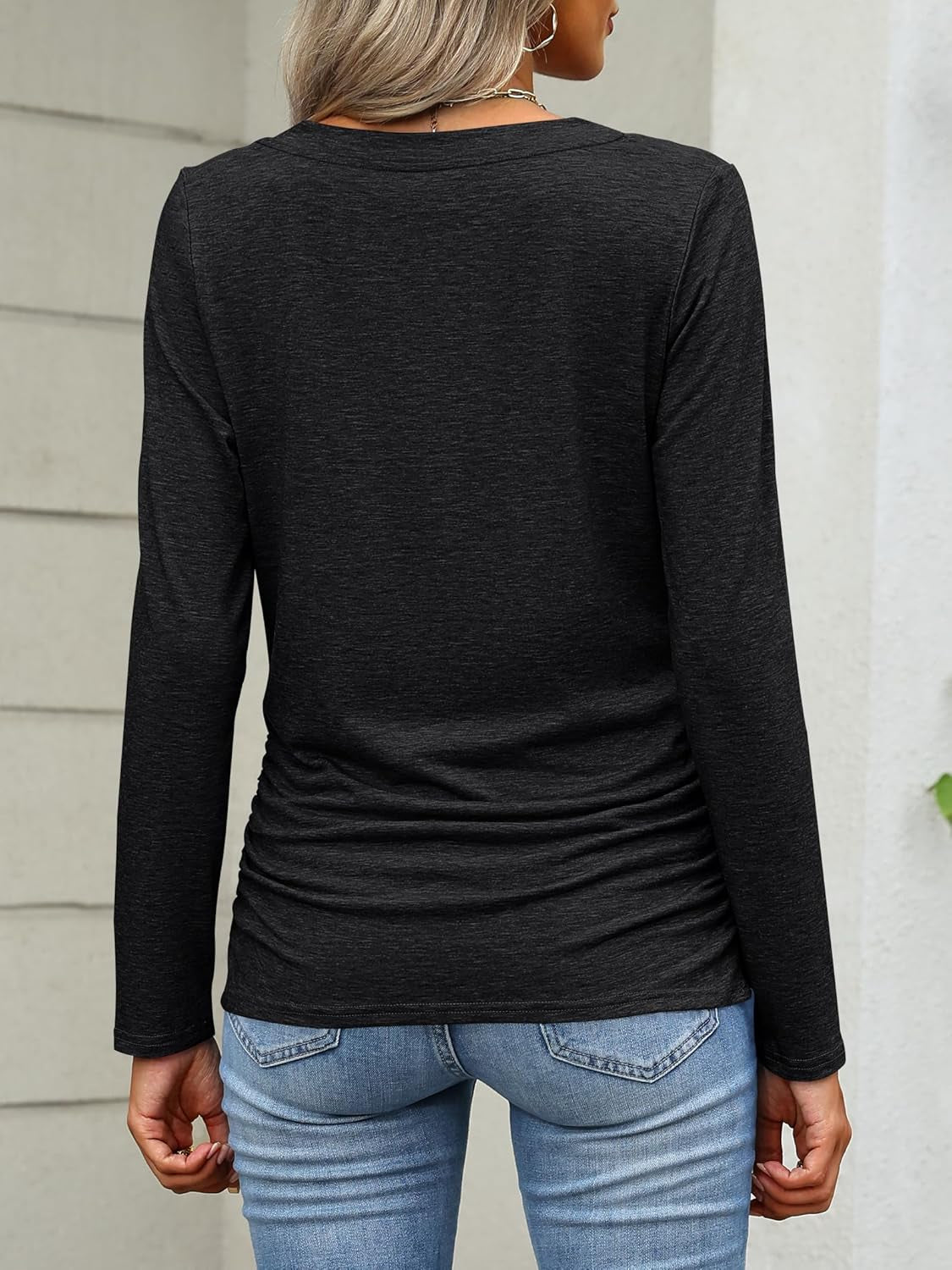 Shirts for Women Long Sleeve V Neck Tops Dressy Business Casual Side Ruched T-Shirts 2025 Fall Tee Blouses Outfits